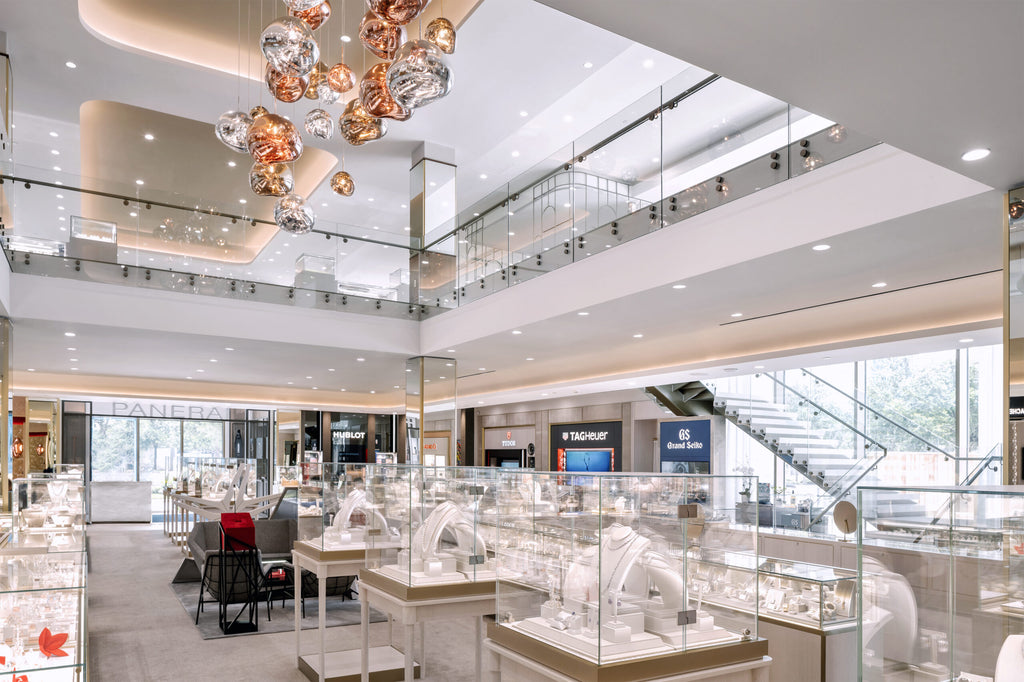 Benefits of Shopping for Jewelry in Person